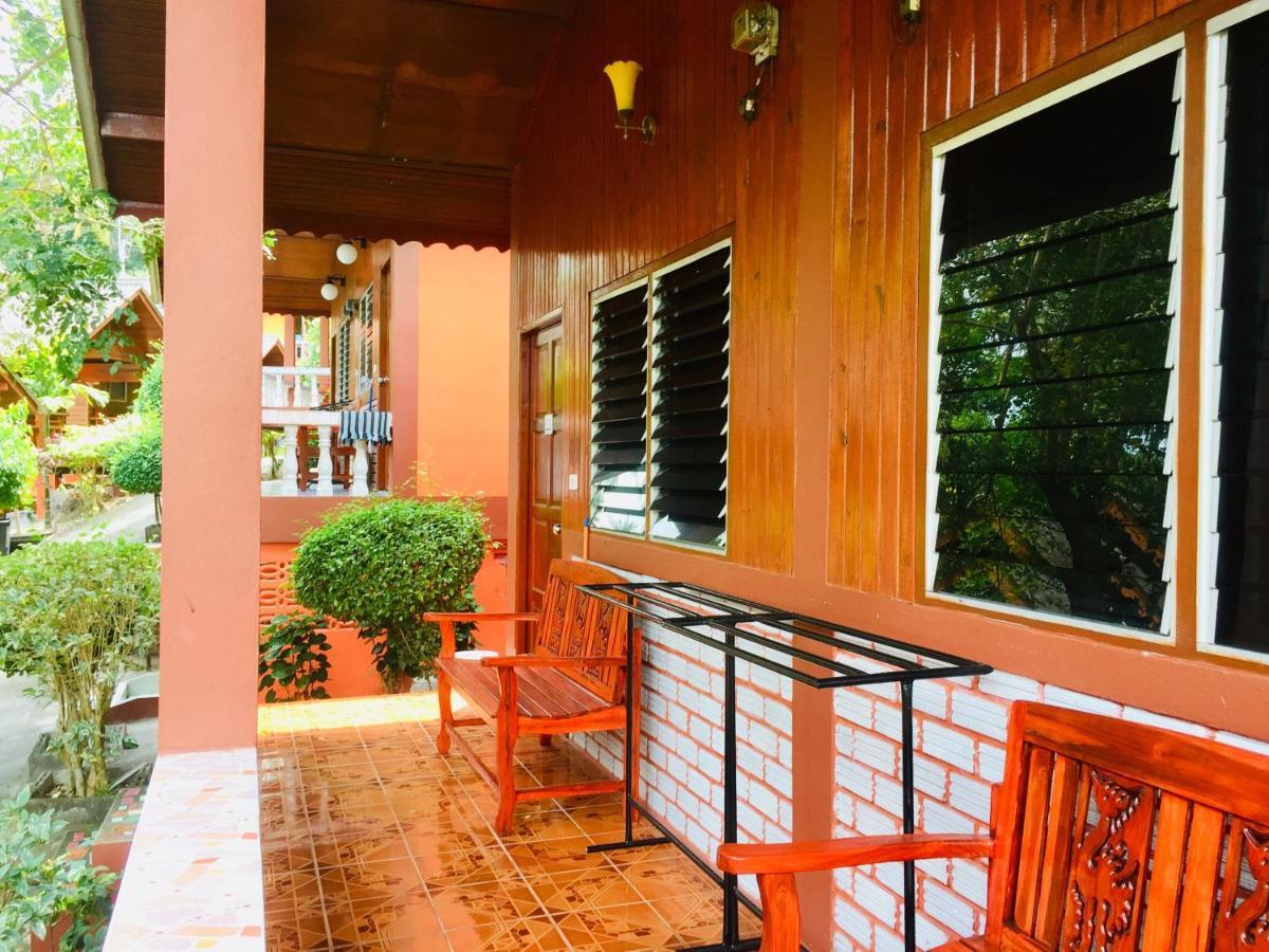 Save Bungalow Ko Tao Exterior photo